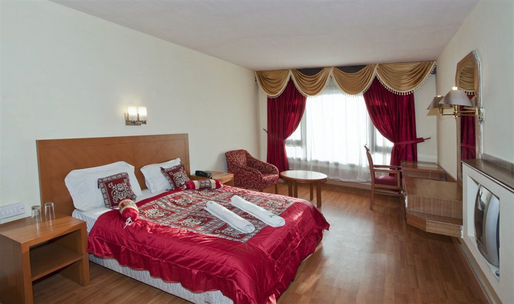 Fabhotel Khems Shoram Palace Road Ooty Luaran gambar