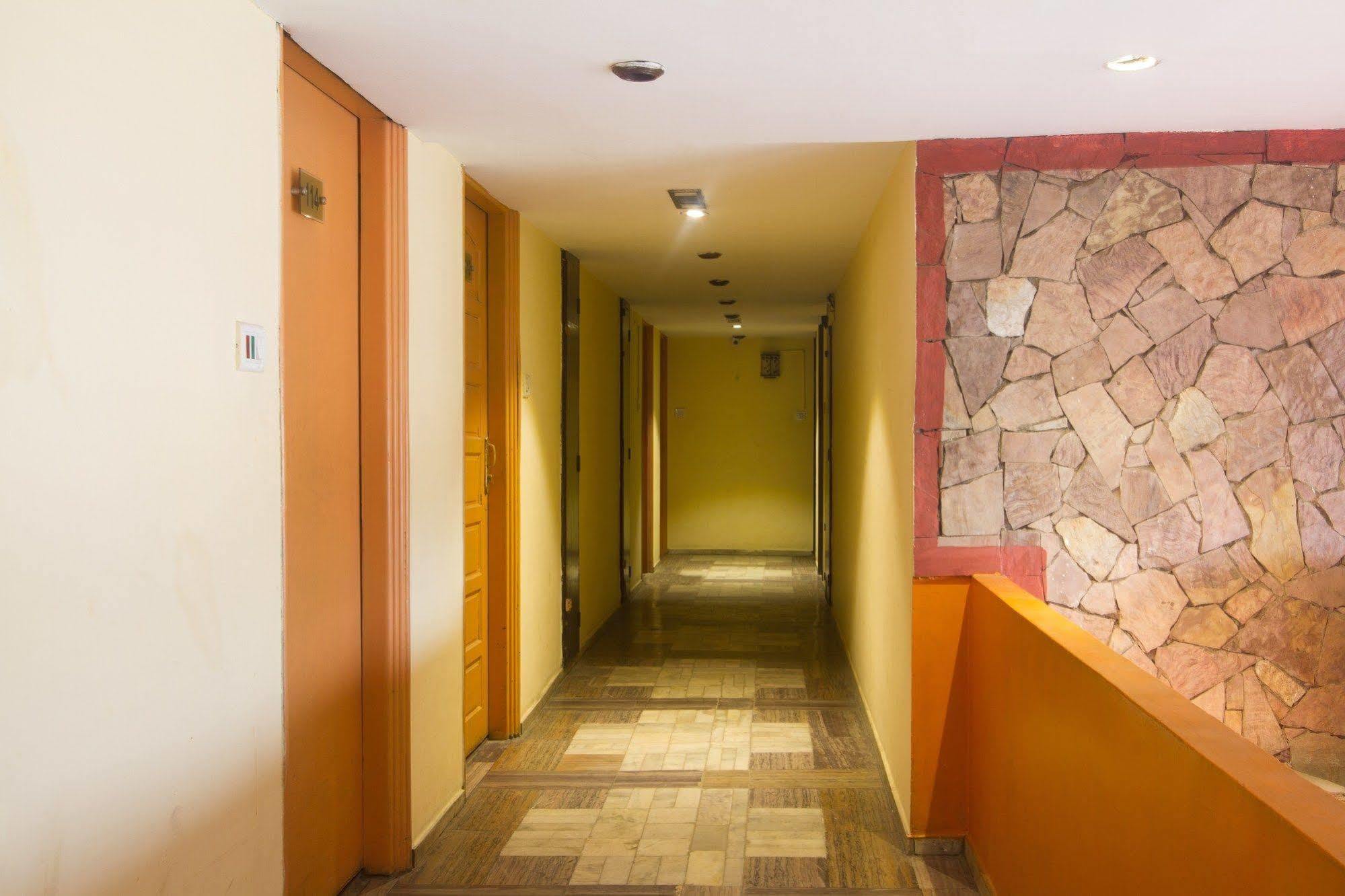 Fabhotel Khems Shoram Palace Road Ooty Luaran gambar